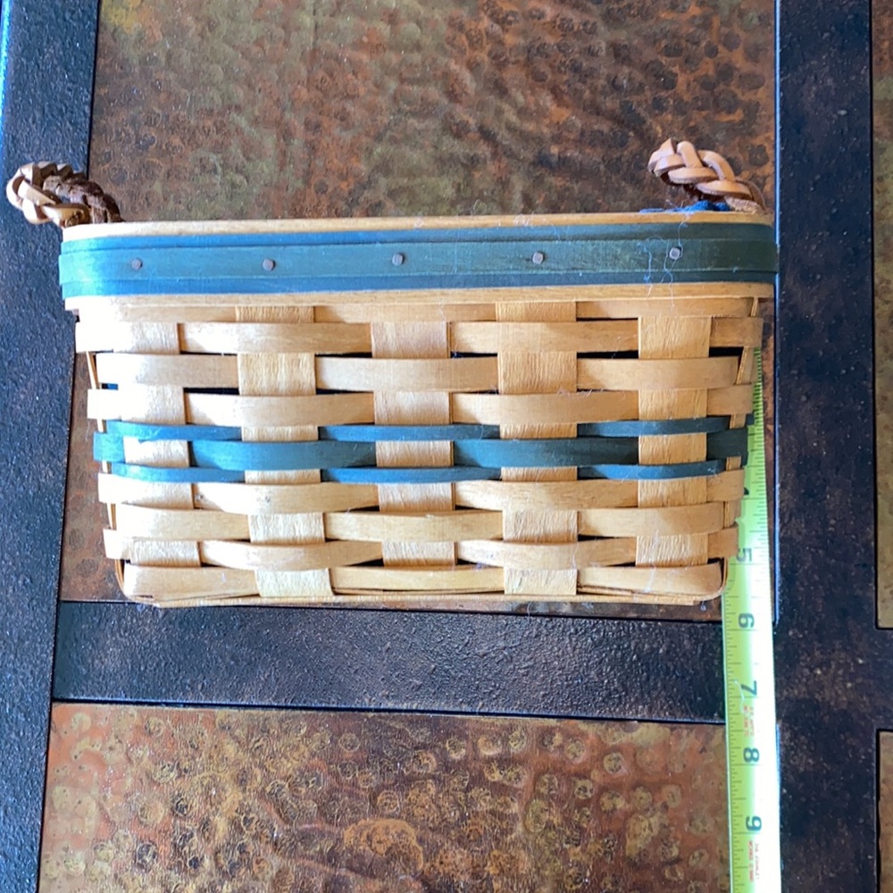1997 Longaberger Renewal Basket Collector’s Club